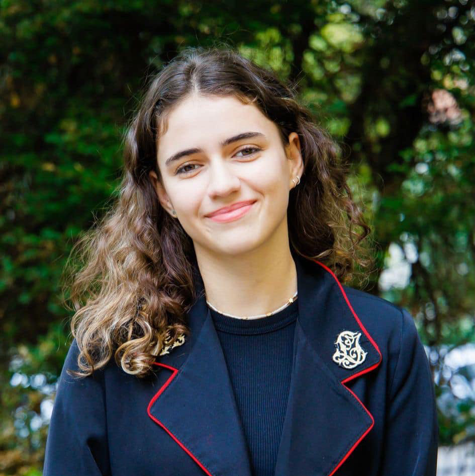 Două admiteri la universități de top și o bursă super generoasa pentru Călina