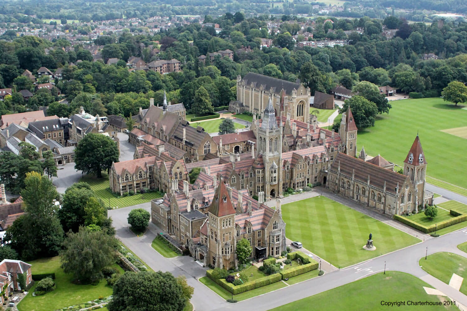Charterhouse School UK – Scoala boarding cu GCSE, IB și A-Level
