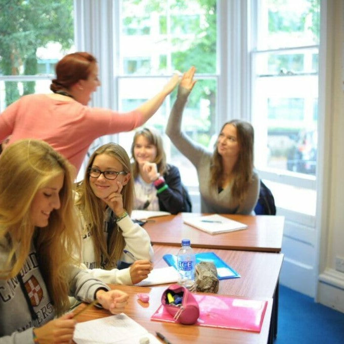 Cursuri Limba Engleza 19-65 ani la Cambridge UK, IVI Romania 3