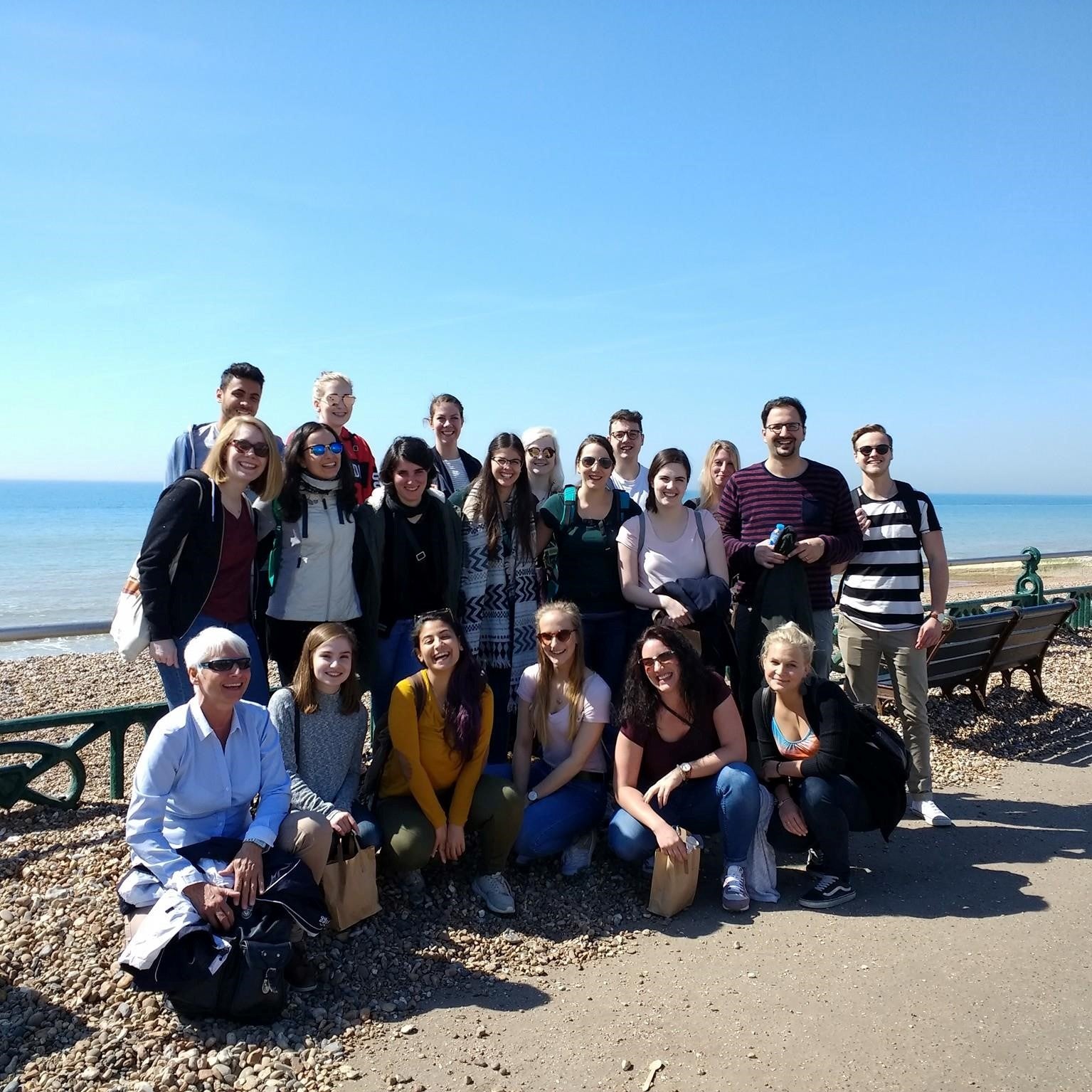 Cursuri limba engleza adulti, Brighton, Marea Britanie - IVI Romania 12