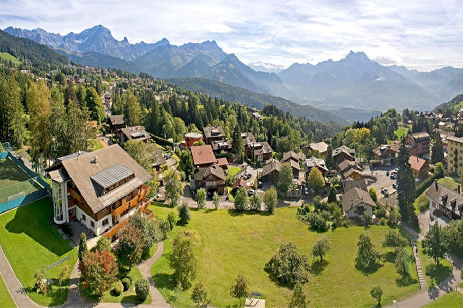 Aiglon College (IB School)