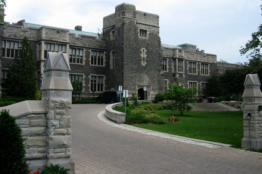 Bishop Strachan School I AP I Scoala boarding de fete I Canada