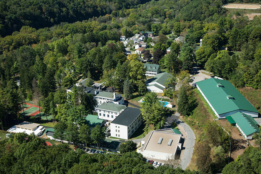 Grier School I AP I Scoala boarding pentru fete Statele Unite