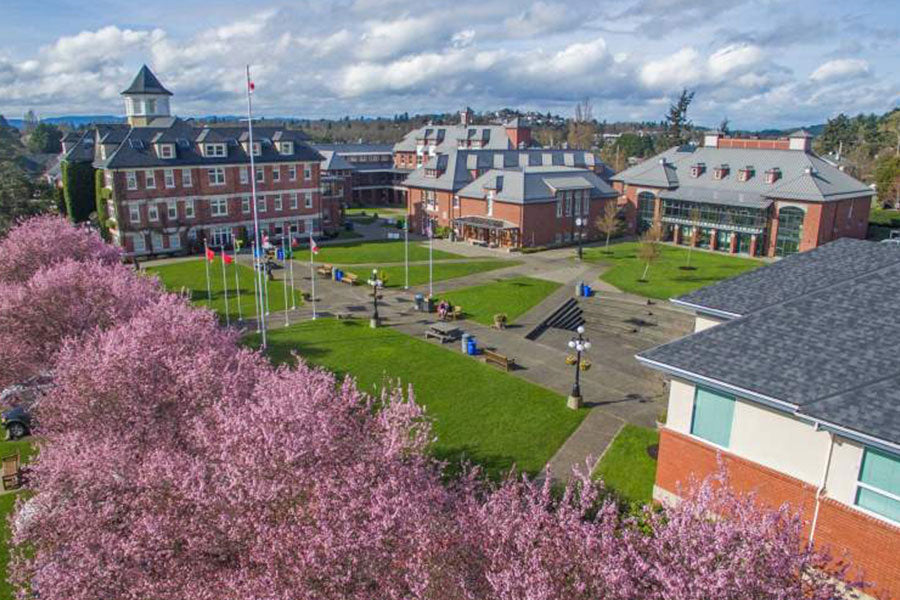 St. Michaels University School I AP I Scoala boarding Canada