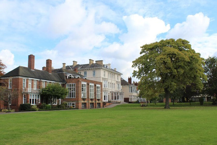 The Mount School I GCSE, A Levels I Scoala boarding de fete I Anglia