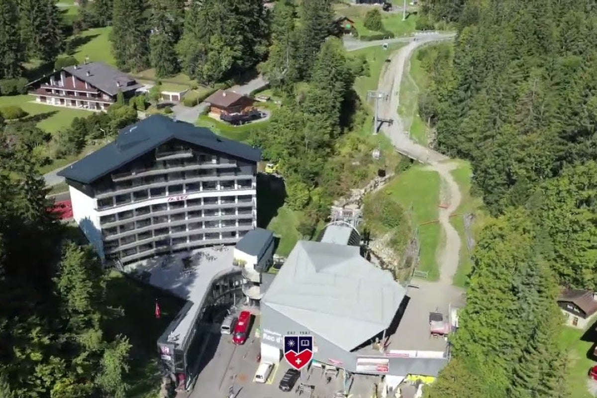 La Garenne International School Elvetia scoala boarding cu IB si IGCSE – boarding.ro