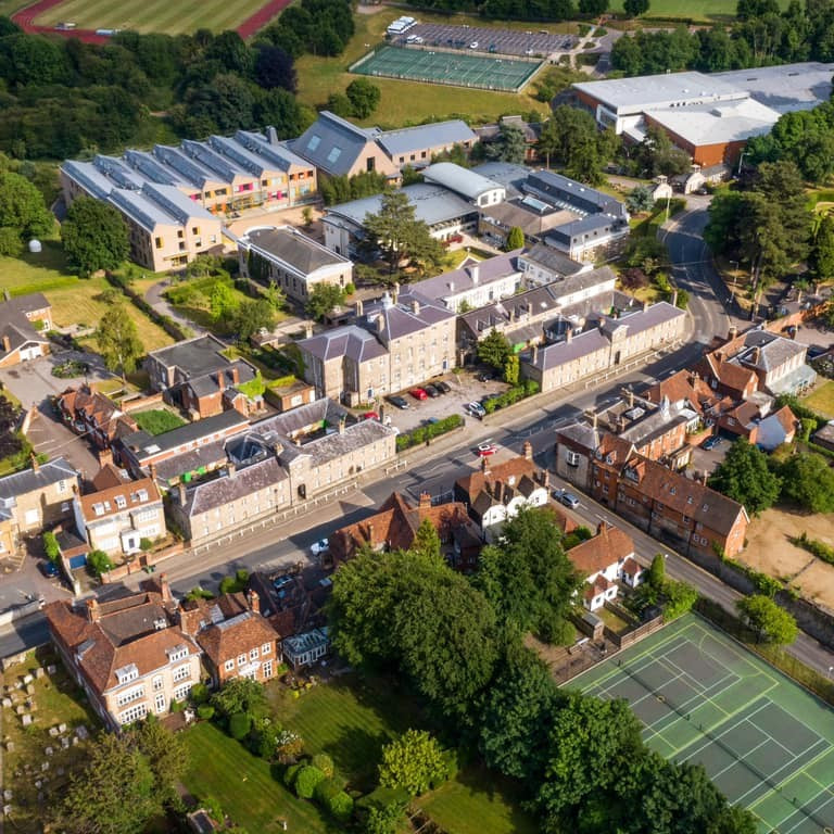 Tabara academica 11-17 ani, Sevenoaks School - IVI Romania 1