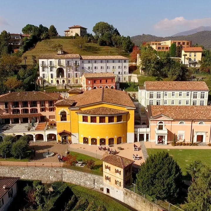 Tabara artele spectacolului 7-10 ani, TASIS, Elvetia - IVI Romania 4