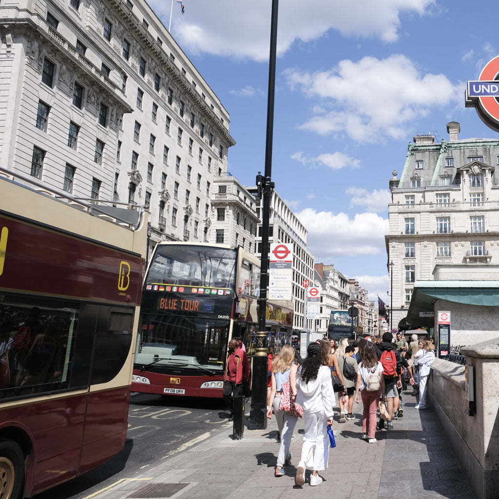 Tabara business 11-15 ani, Canford School, Anglia, IVI Romania 13