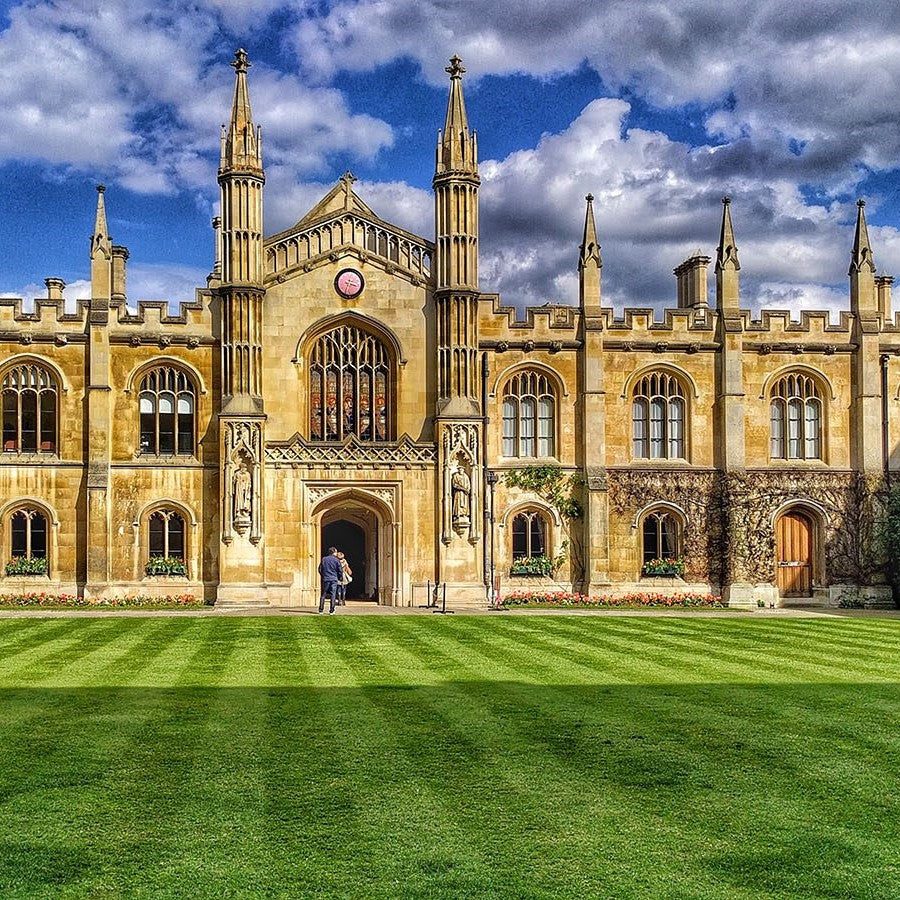 Tabara business si antreprenoriat 16-18 ani, Cambridge University, Anglia - IVI Romania 1