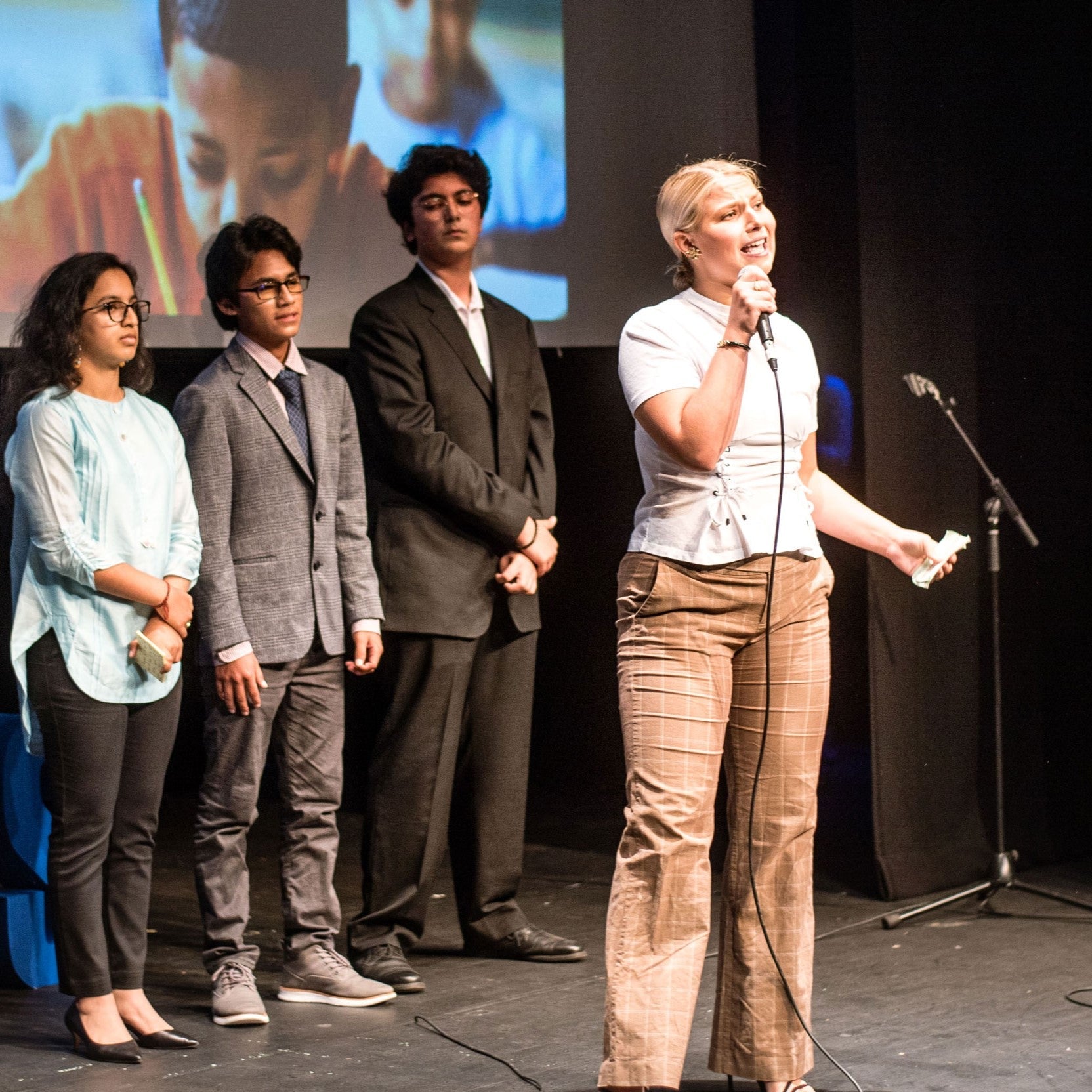 Tabara Debate (13 - 18 ani) - St Andrews University - Scotia