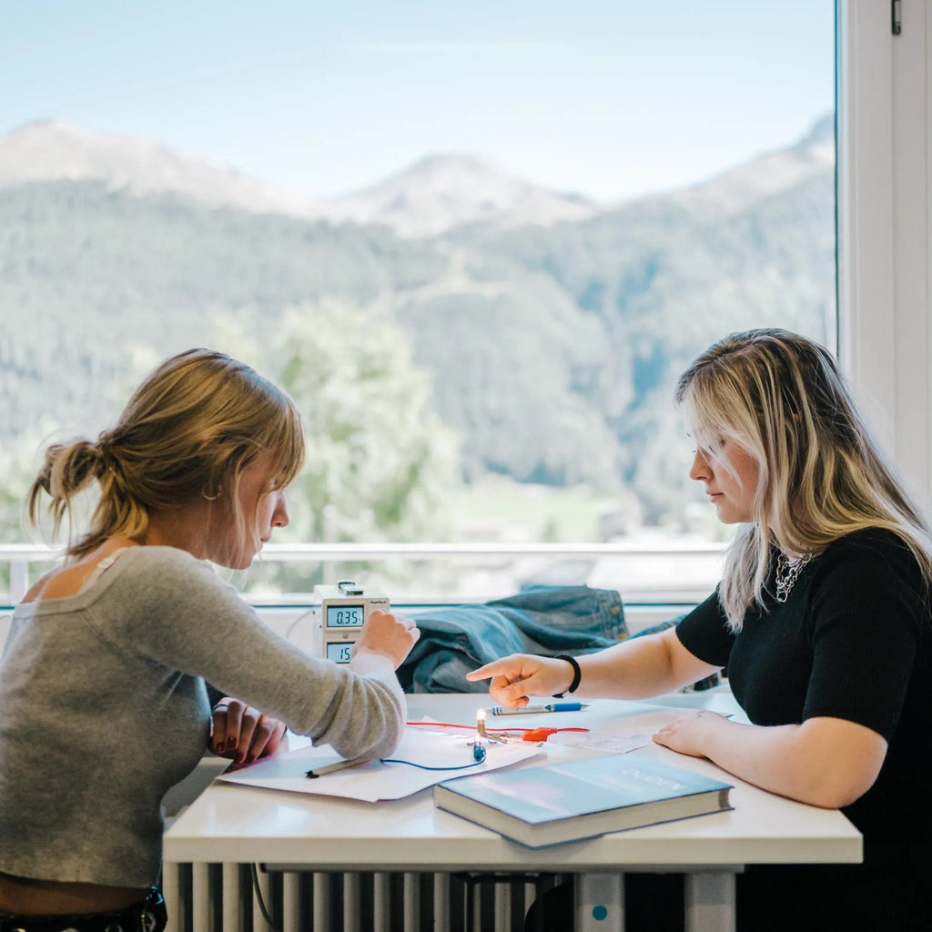 Tabara Engleza (10 - 17 ani) - Lyceum Alpinum Zuoz - Elvetia