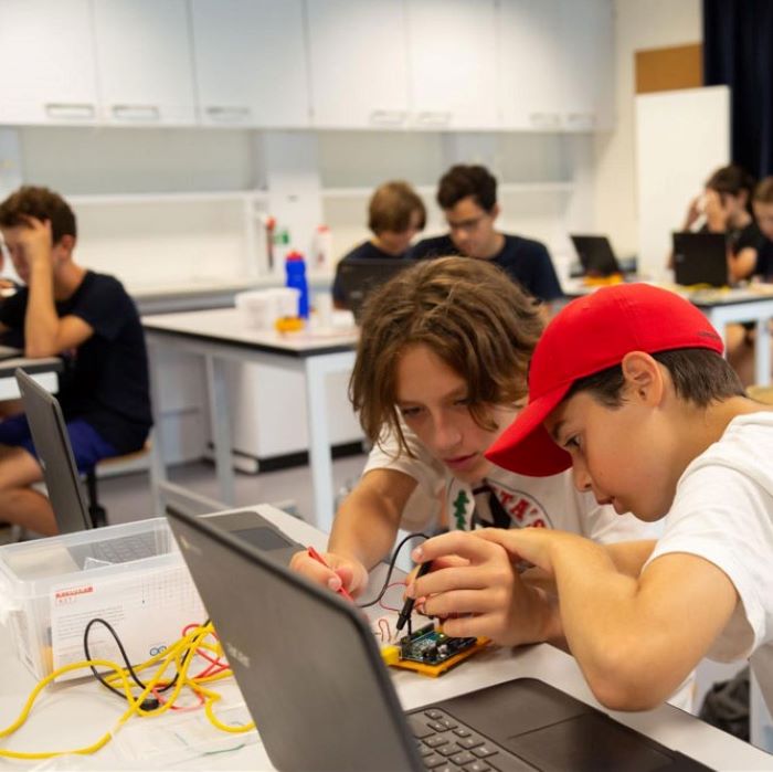 Tabara engleza 11-13 ani, TASIS, Elvetia - IVI Romania 20