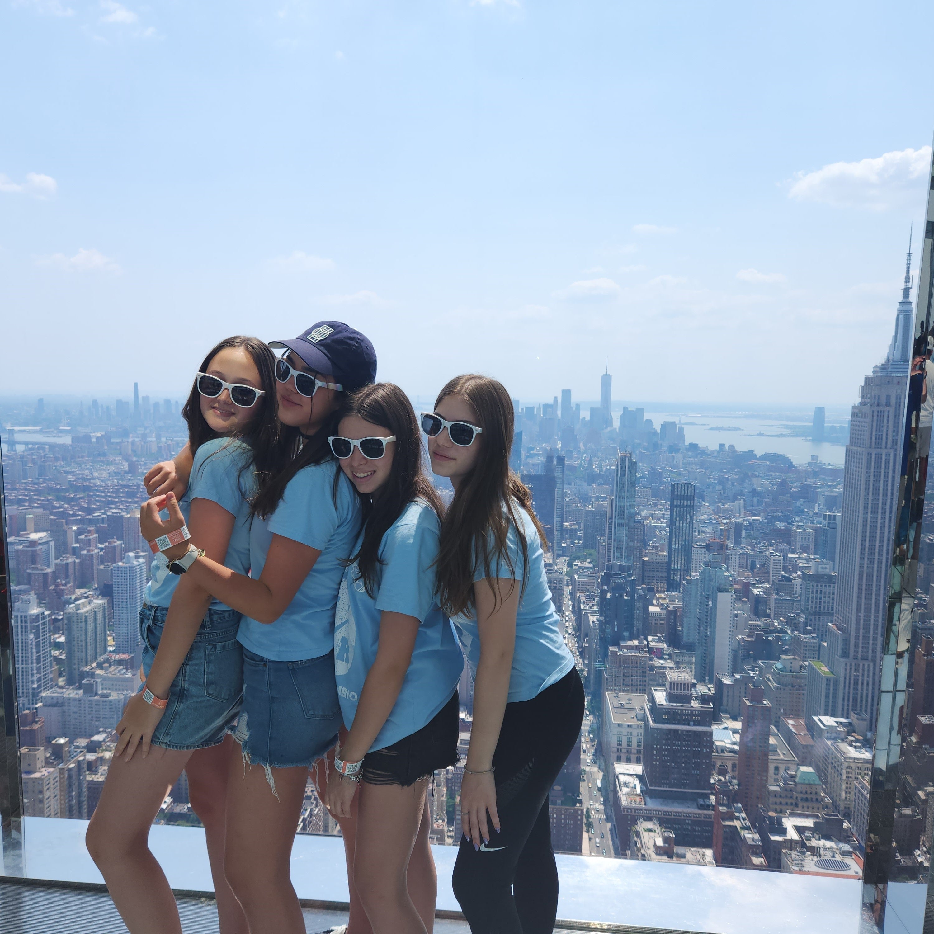 Tabara engleza 11-14 ani, New York, America - IVI Romania 11