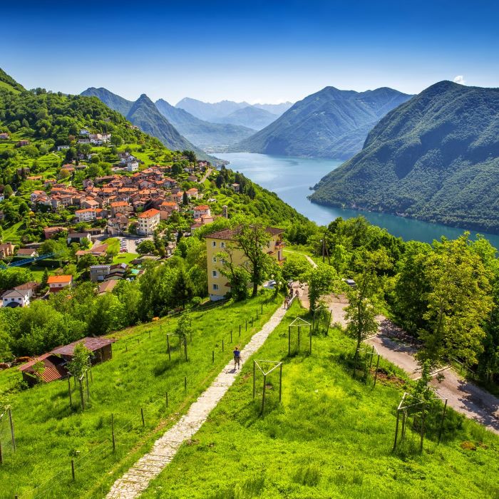 Tabara engleza 14-17 ani, TASIS, Elvetia - IVI Romania 8