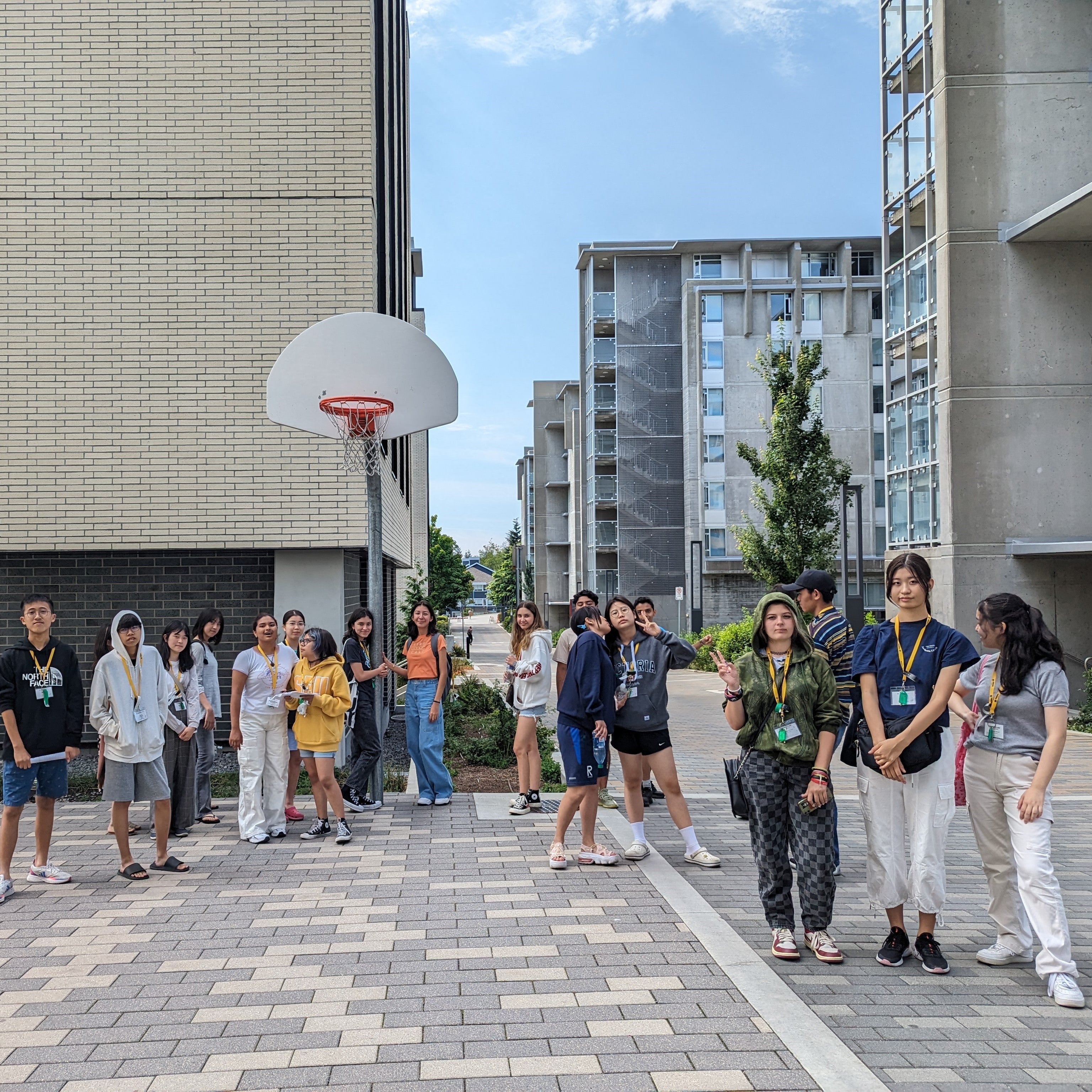 Tabara engleza si activitati elevi 15-17 ani in Vancouver, Canada - IVI Romania 15