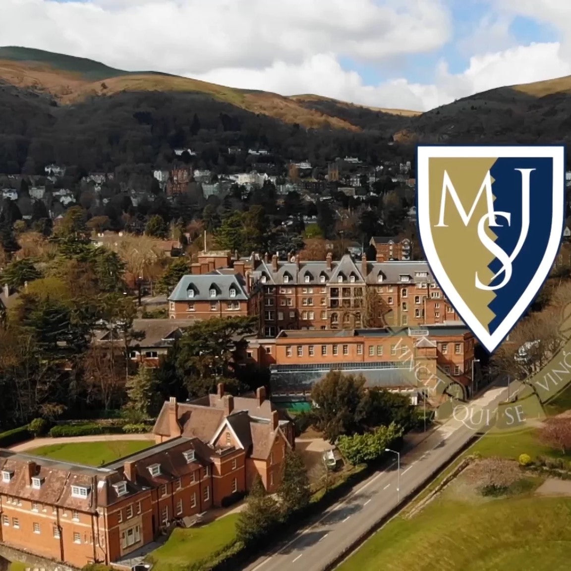 Tabara engleza si arte 7-18 ani, Malvern St James School, Anglia, IVI Romania 1