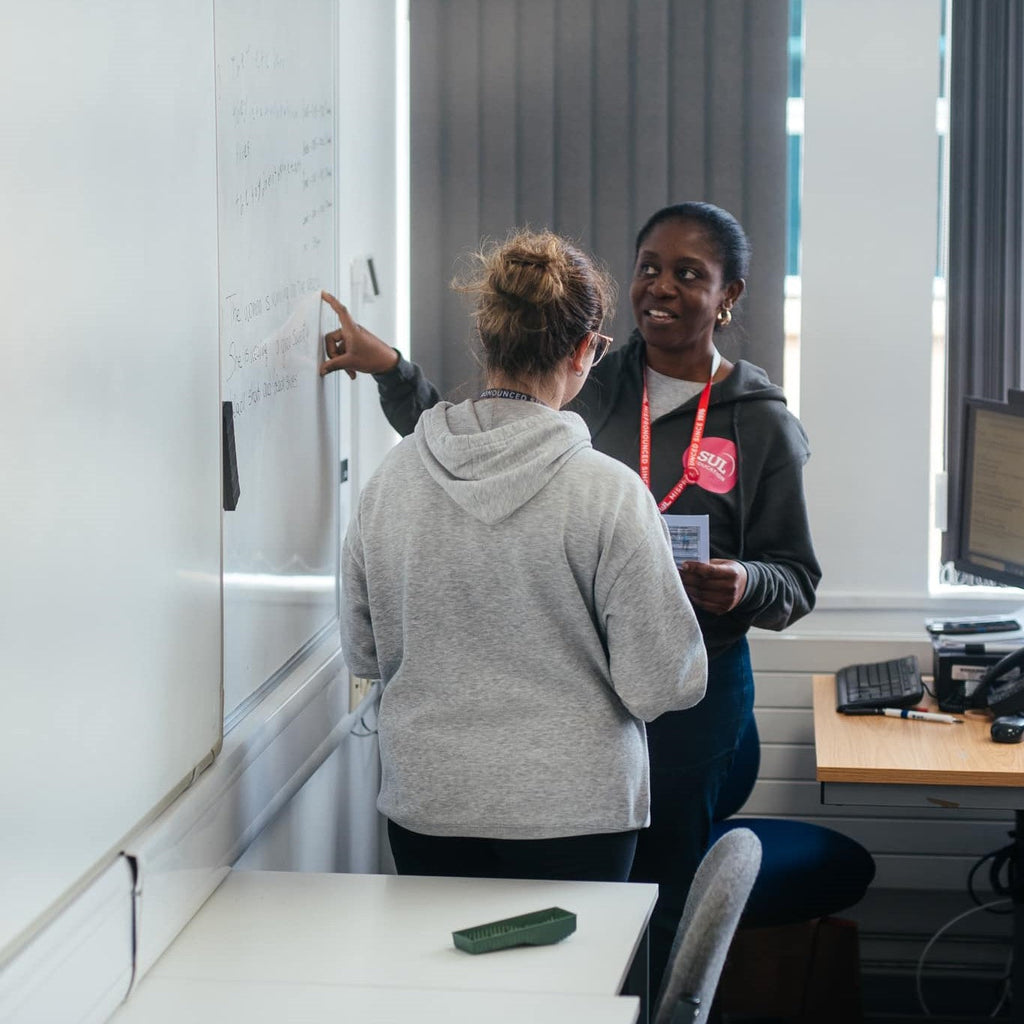 Tabara Engleza si Baschet (8 - 17 ani) - Cardiff - Tara Galilor