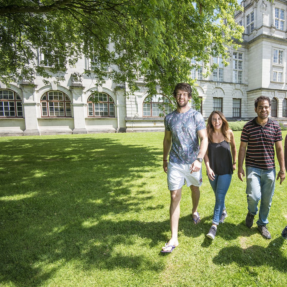 Tabara Engleza si Baschet (8 - 17 ani) - Cardiff - Tara Galilor