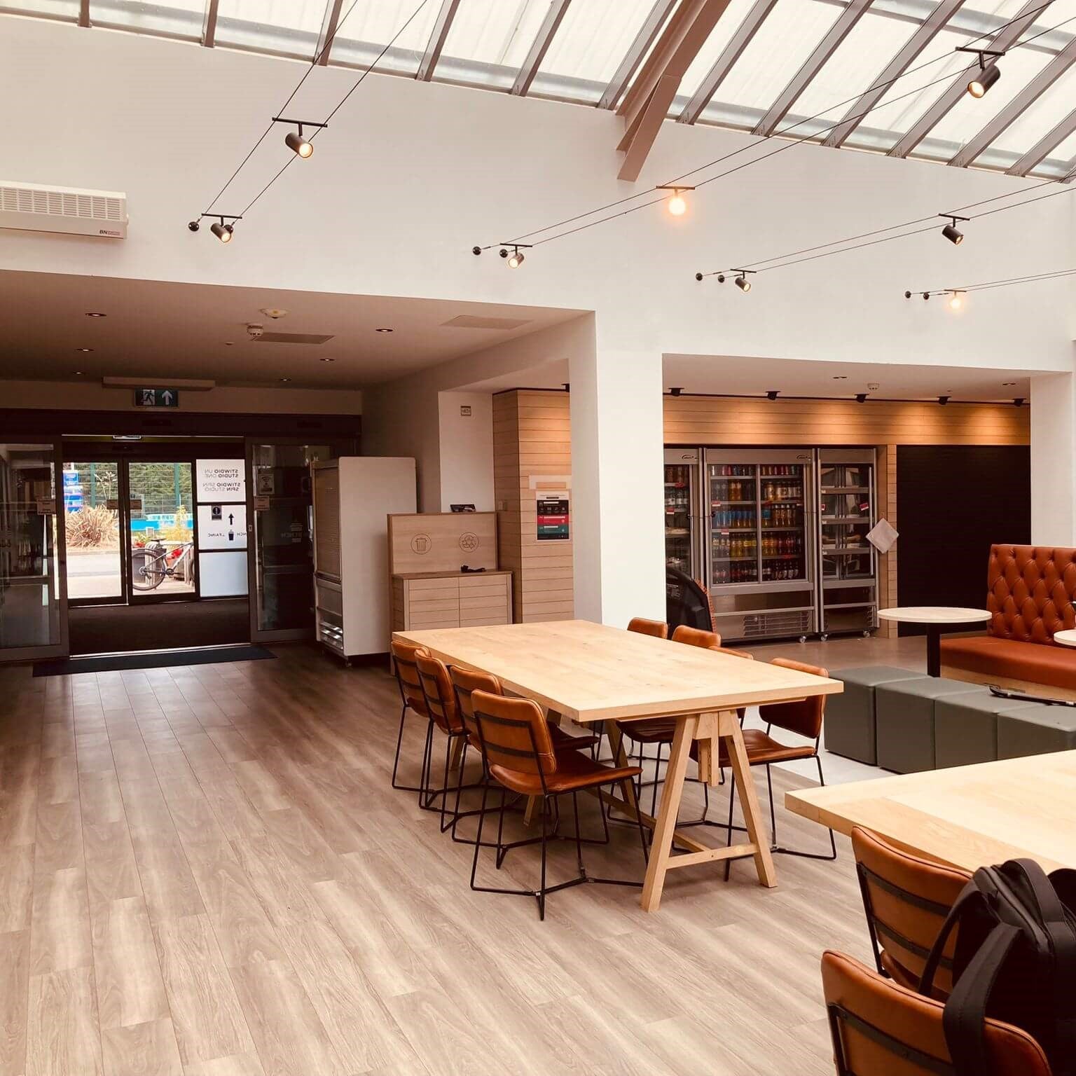 Tabara Engleza si Baschet (8 - 17 ani) - Cardiff - Tara Galilor