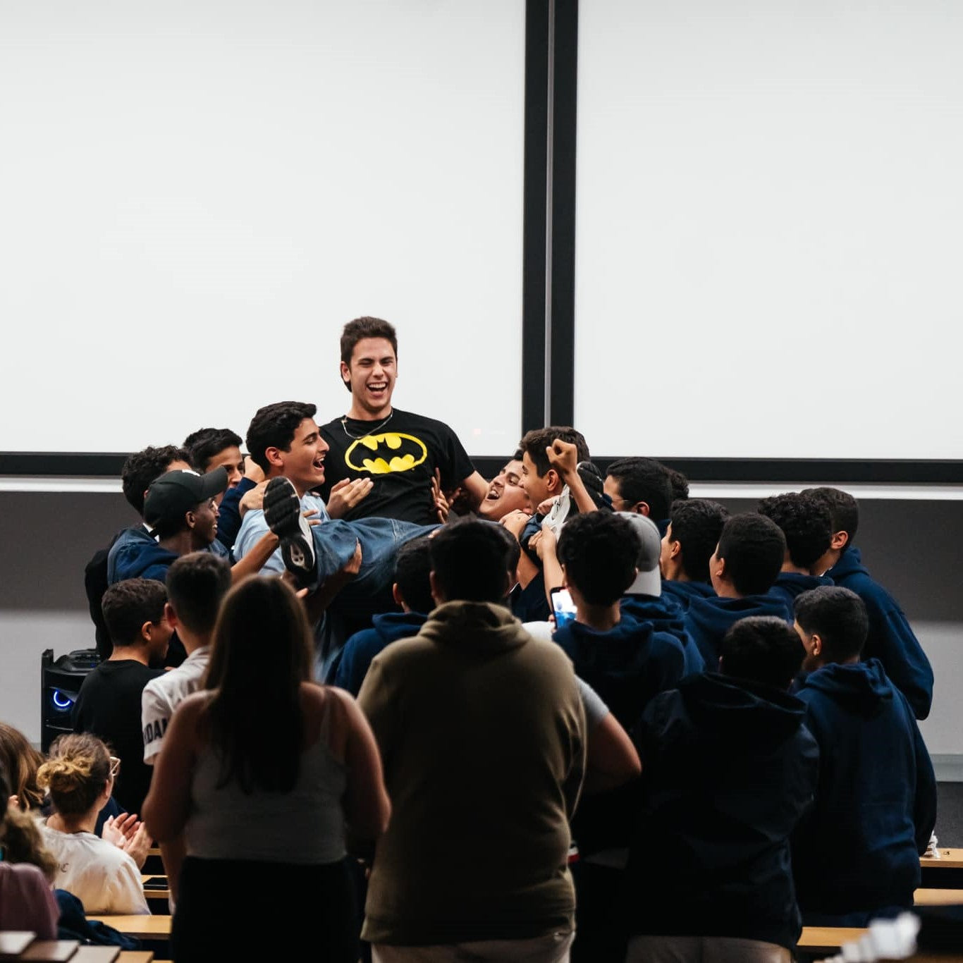 Tabara Engleza si Baschet (8 - 17 ani) - Cardiff - Tara Galilor