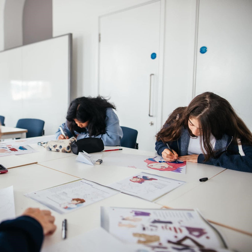 Tabara Engleza si Desen Manga (8 - 17 ani) - Clayesmore School - Anglia
