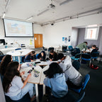 Tabara Engleza si Desen Manga (8 - 17 ani) - Clayesmore School - Anglia