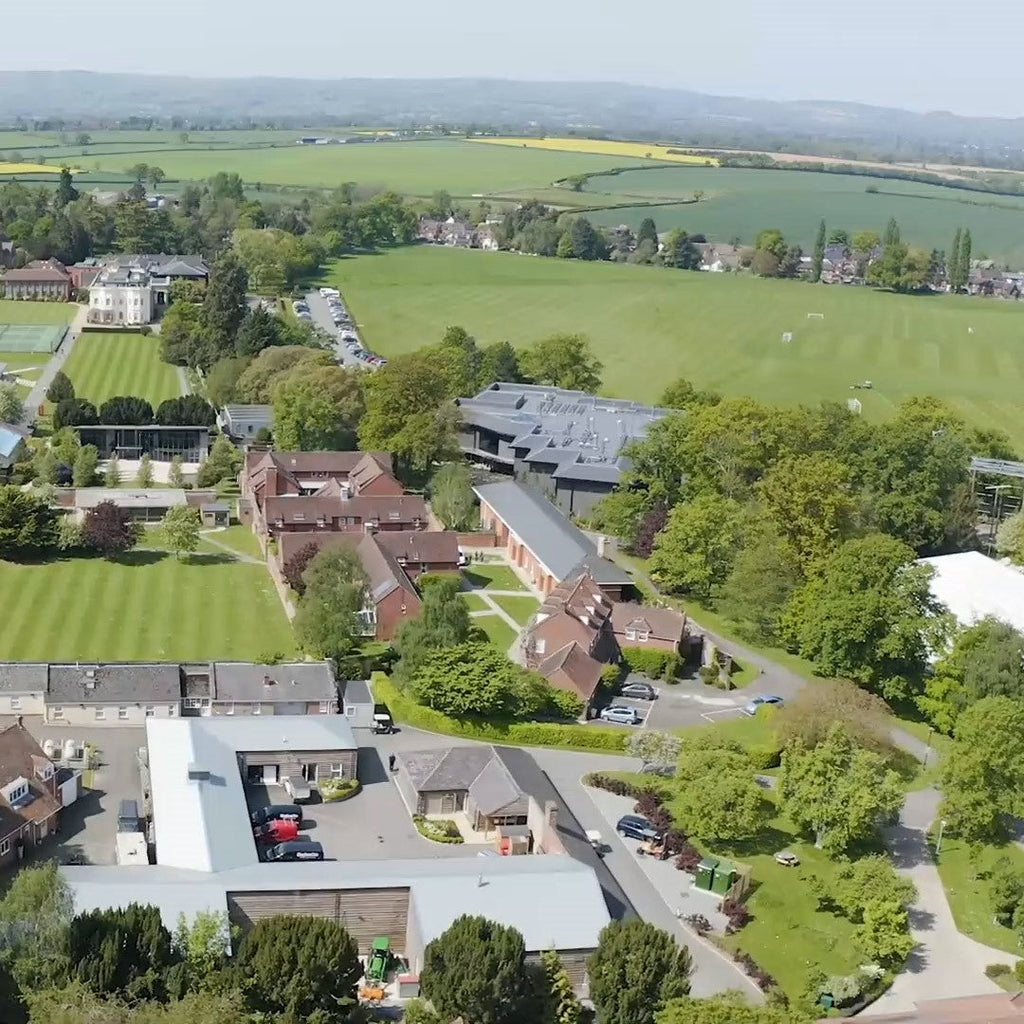 Tabara engleza si business 13-16 ani, Concord College, IVI Romania 1