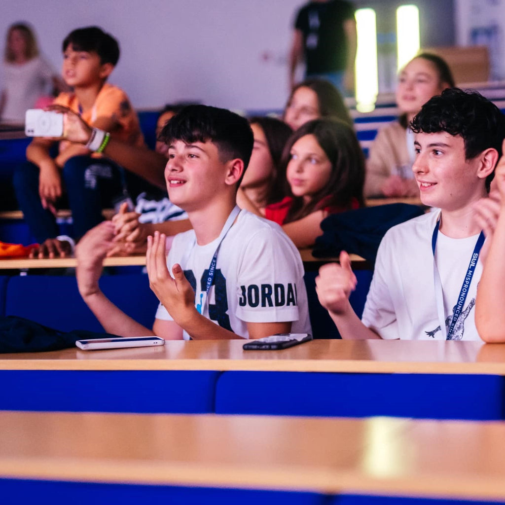 Tabara Engleza si Film (8 - 17 ani) - Clayesmore School - Anglia