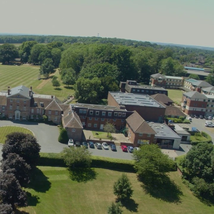 Tabara engleza si fotbal 7-18 ani, The Oratory School, Anglia - IVI Romania 1