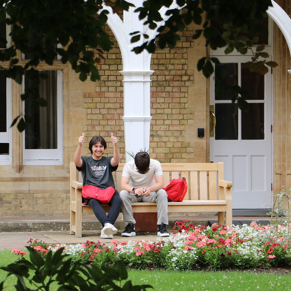 Tabara engleza si fotbal 8-17 ani, Brighton, Anglia, IVI Romania 13