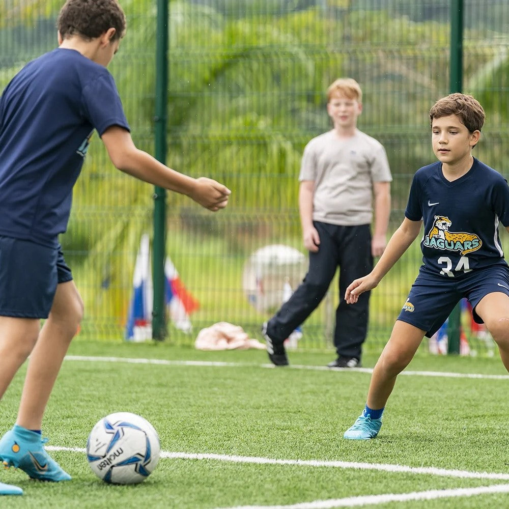 Tabara engleza si fotbal 8-17 ani, Brighton, Anglia, IVI Romania 2