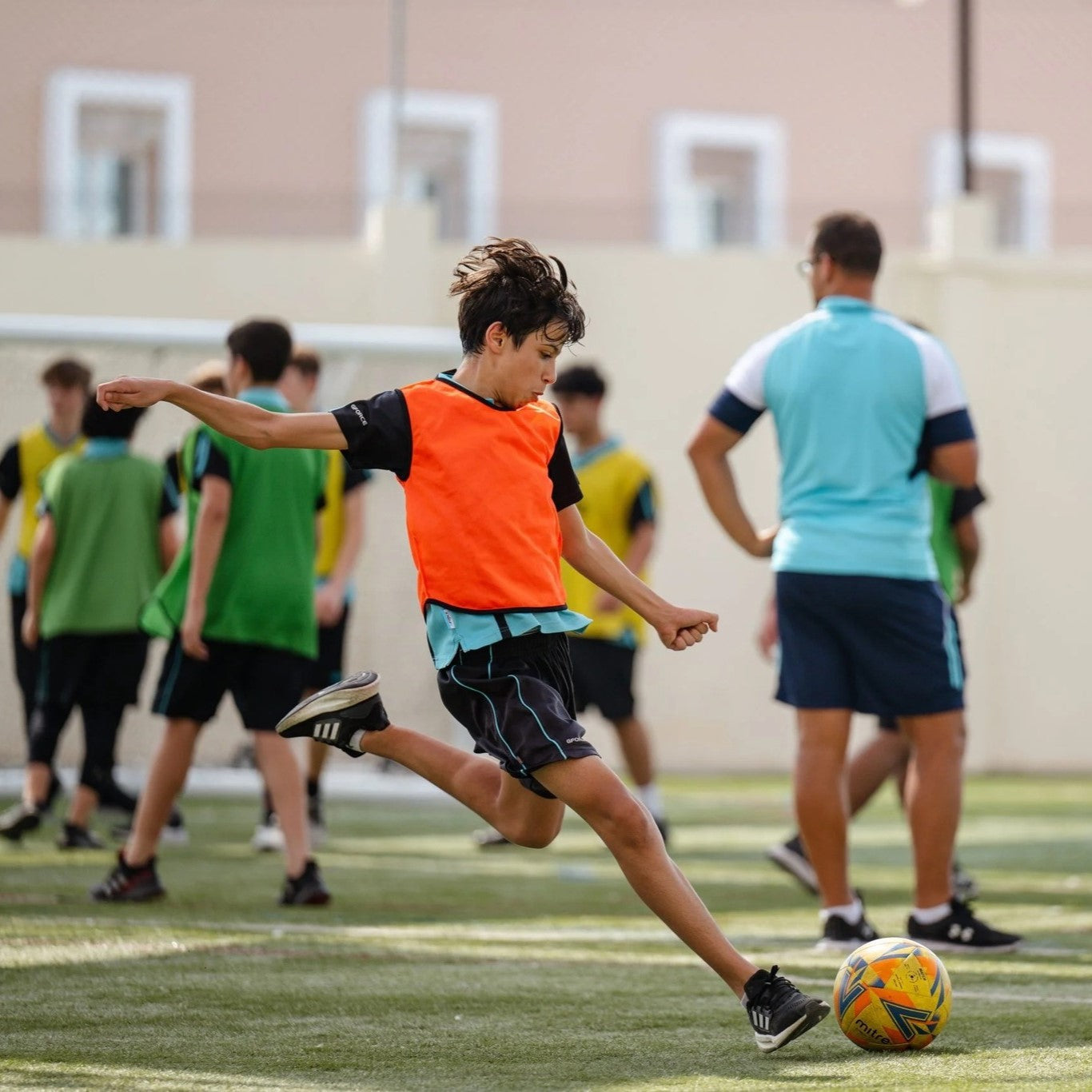 Tabara engleza si fotbal 8-17 ani, Brighton, Anglia, IVI Romania 3