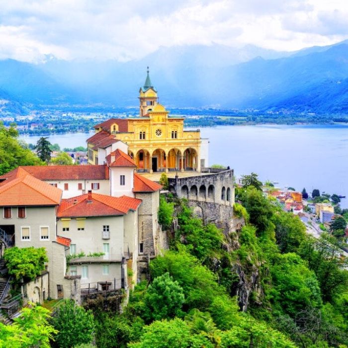 Tabara fotografie digitala 11-13 ani, TASIS, Elvetia - IVI Romania 1