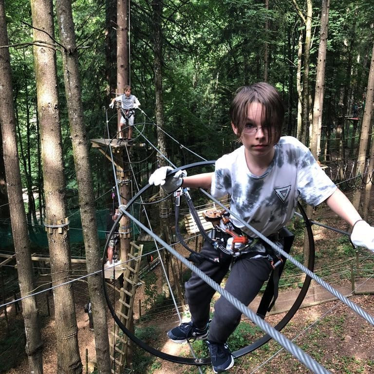 Tabara Germana (6 - 16 ani) - Ecole Chantemerle - Elvetia