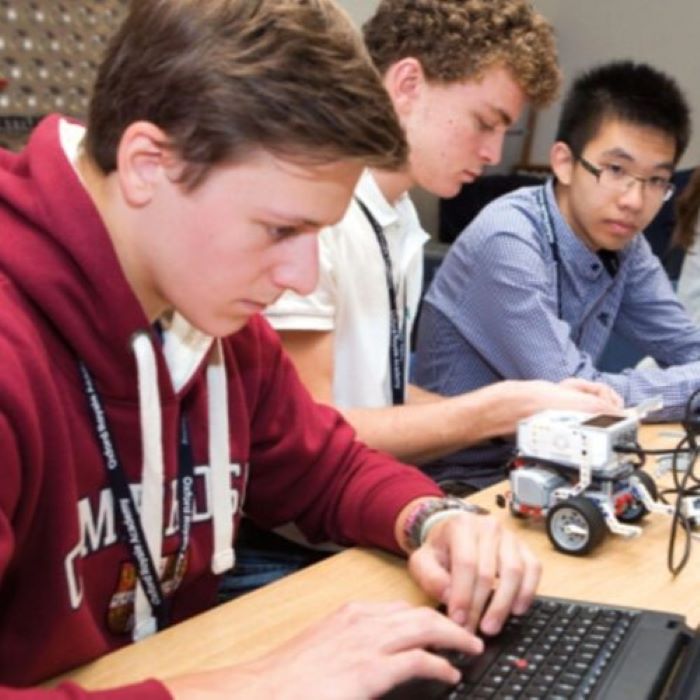 Tabara Inginerie (16 - 18 ani) – Dubai