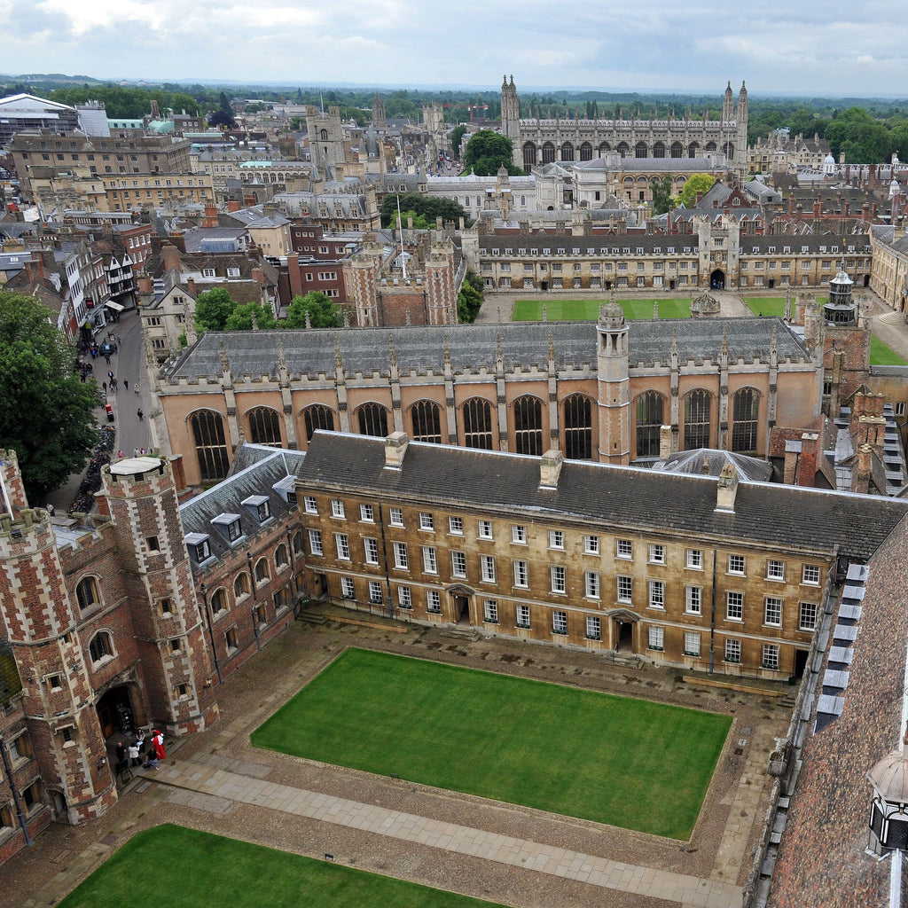 Tabara inginerie si tehnologie 13-15 ani, Cambridge University, Anglia - IVI Romania 1