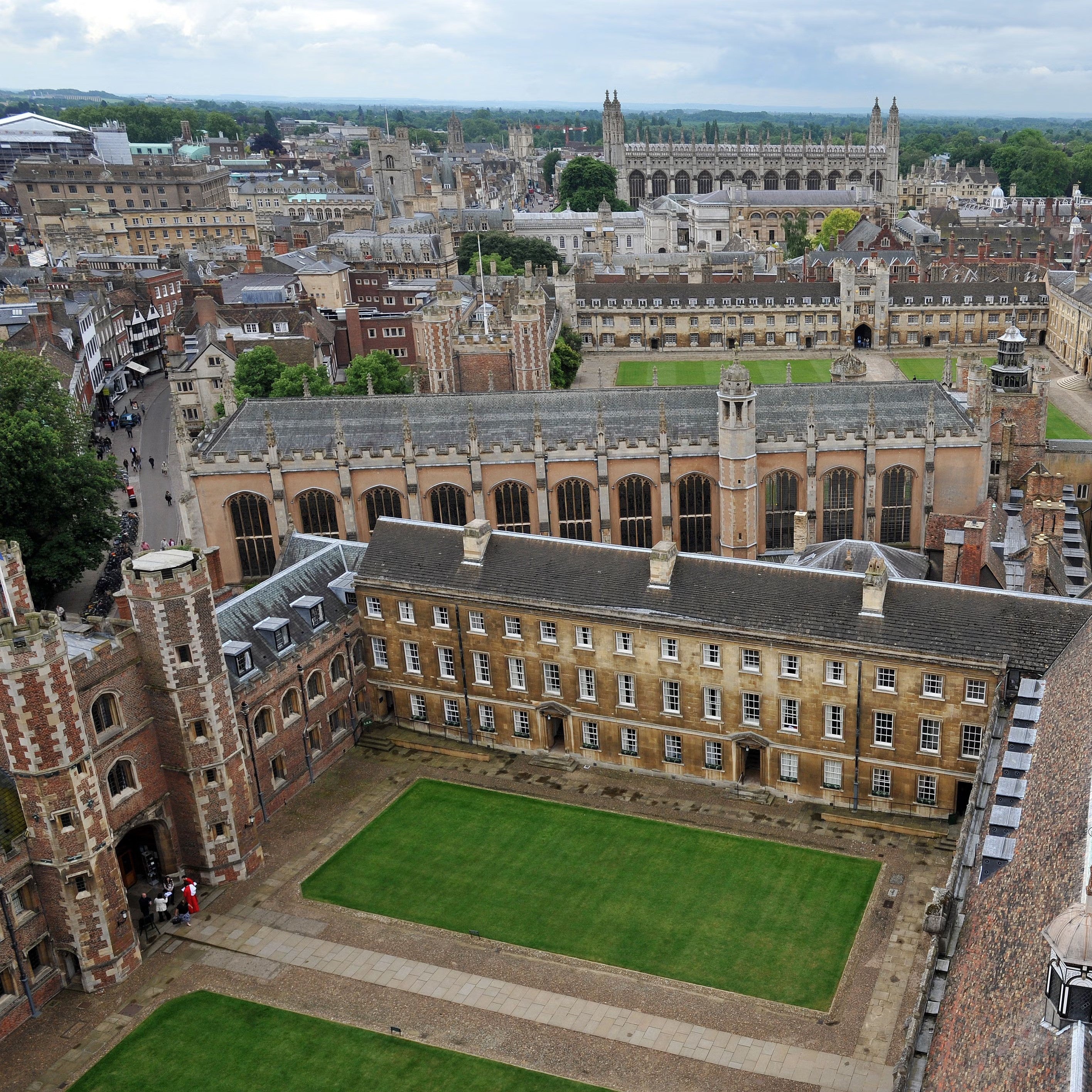 Tabara inginerie si tehnologie 13-15 ani, Cambridge University, Anglia - IVI Romania 1