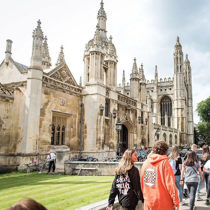 Tabara Jurnalism (13 - 18 ani) - St Edmund's College - Anglia