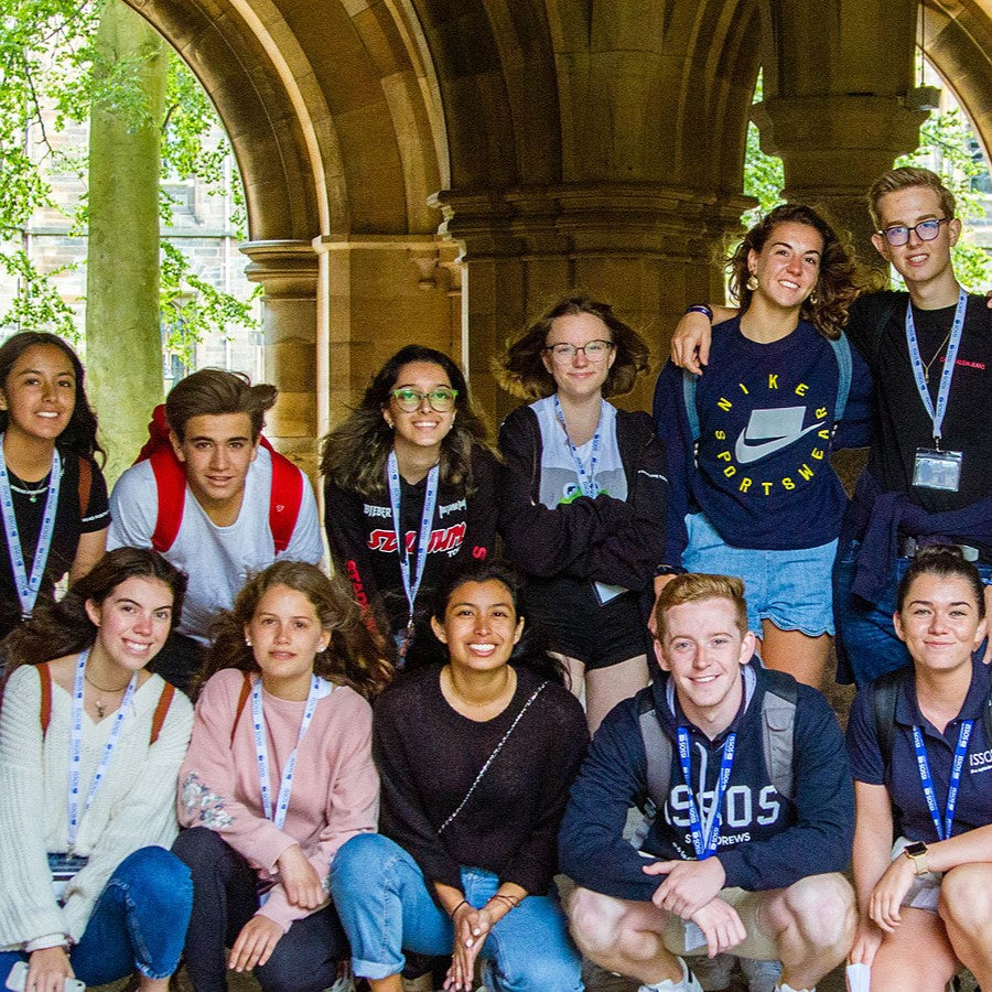 Tabara Leadership (13 - 18 ani) - St Andrews University - Scotia