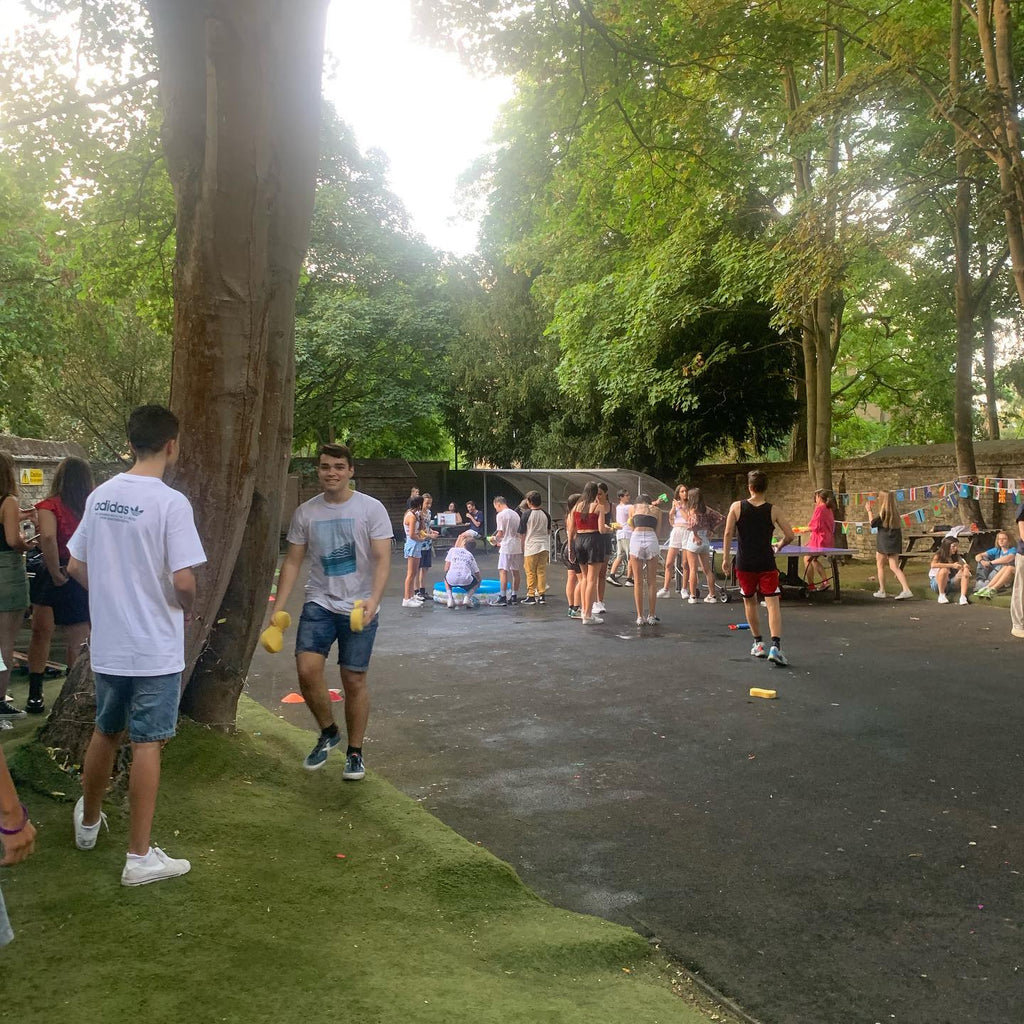 Tabara engleza si stiinte pentru elevi de 14-17 ani la Cambridge, Anglia - IVI Romania 13