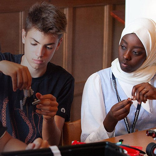 Tabara programare, robotica si AI pentru elevi de 16-18 ani, Imperial College Londra - IVI Romania 4