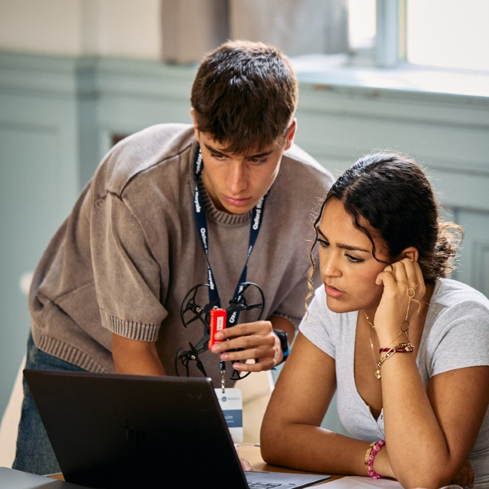 Tabara securitate cibernetica si AI pentru elevi de 16-18 ani, Oxford University - IVI Romania 3